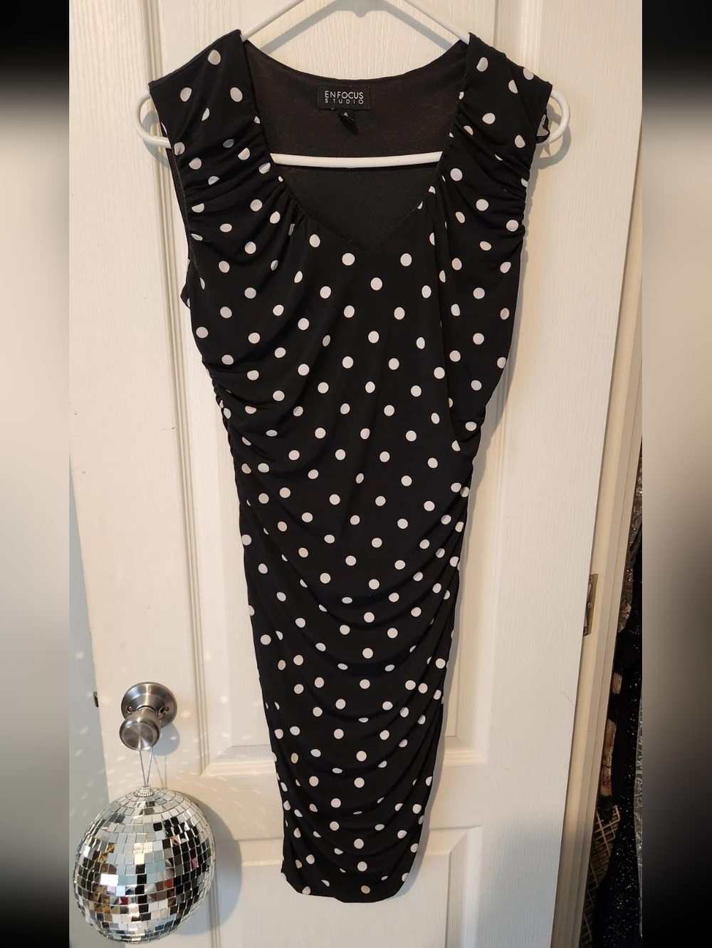 ☆SALE PRELOVED Enfocus Studio SIZE 6 Black and White Polka Dot Midi Dress
